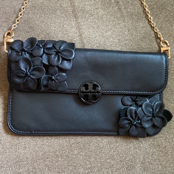 Tory Burch Handbags - Tory burch, clutch